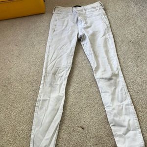 Hollister skinny jeans .